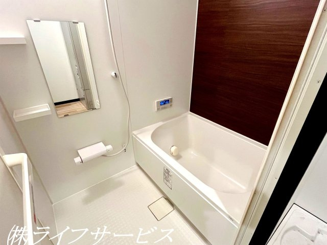 【浴室】 | 東三国２丁目テラスハウス | 浴室／自動お湯張り機能有