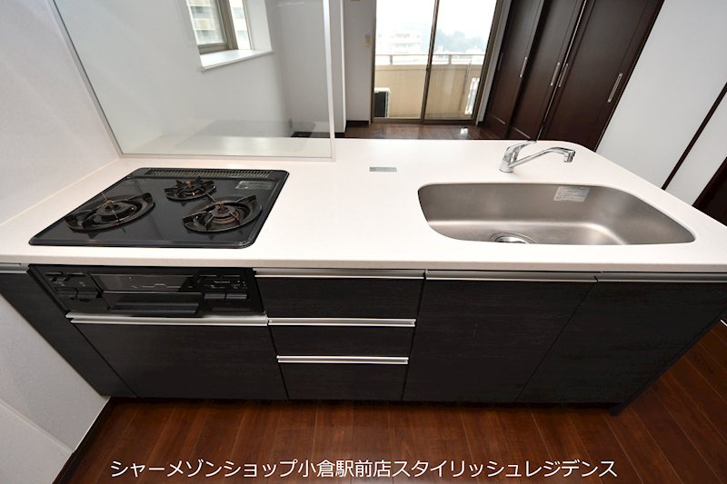 サンシャイン真鶴リバーサイドのキッチン