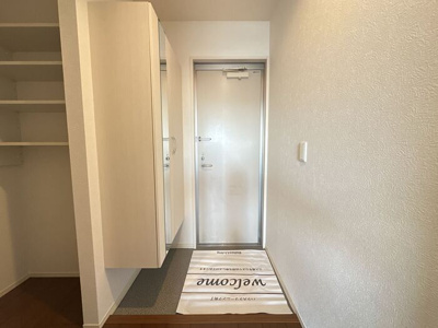 【玄関】 | クレストコート Ａ | 玄関