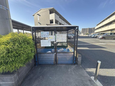 【その他】 | クレストコート Ａ | ゴミ置き場
