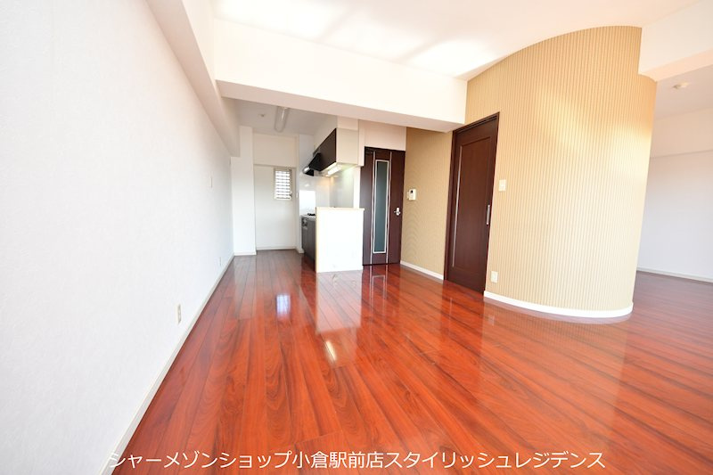 サンシャイン妙見表参道の居間・リビング