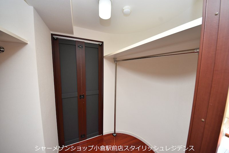 サンシャイン妙見表参道の収納