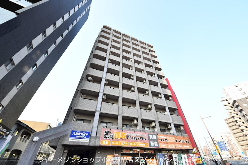 中津口センタービルの外観