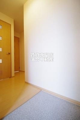 【玄関】 | FLORAⅢ | ゆったりとした玄関