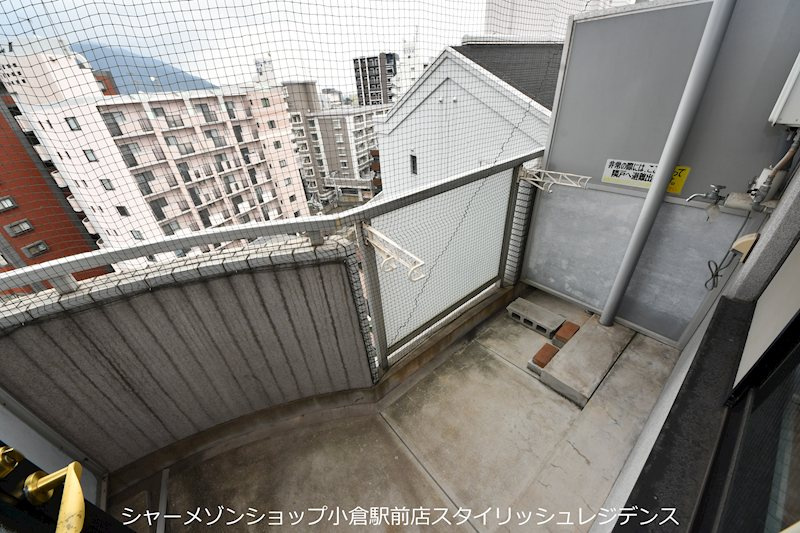 ニューサンリバー6番館のバルコニー