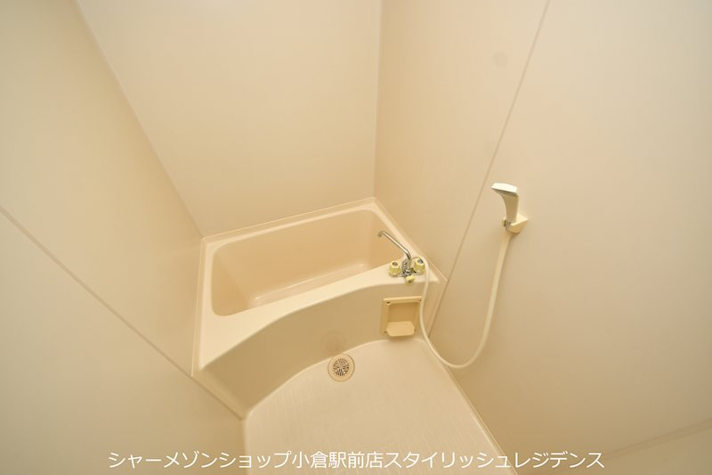 ニューサンリバー6番館の浴室