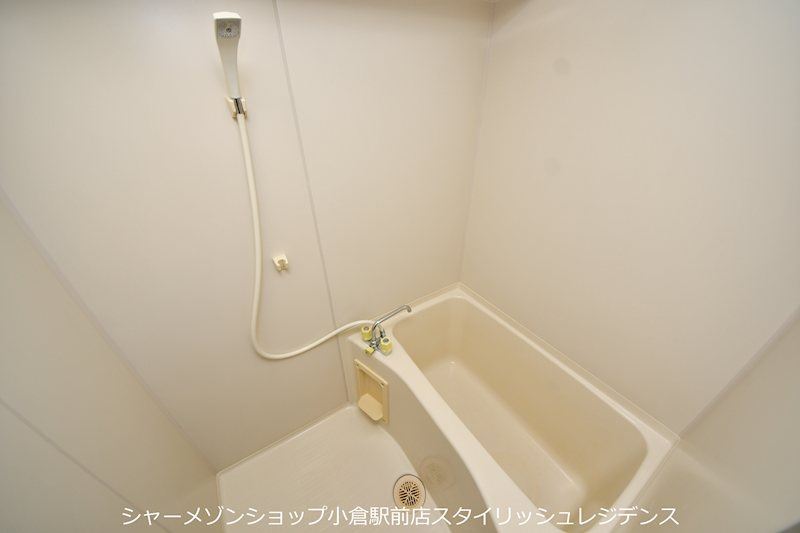 ニューサンリバー6番館の浴室