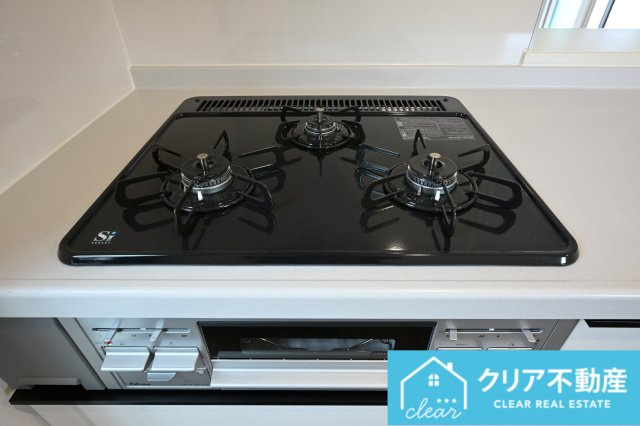 【キッチン】 | 第３富士見町時沢6号棟 | ３口コンロはお料理の時短にも！