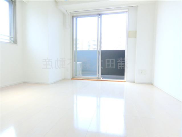 ジーベック平和島の居間・リビング