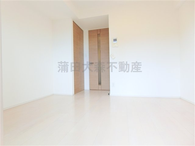 ジーベック平和島の居間・リビング