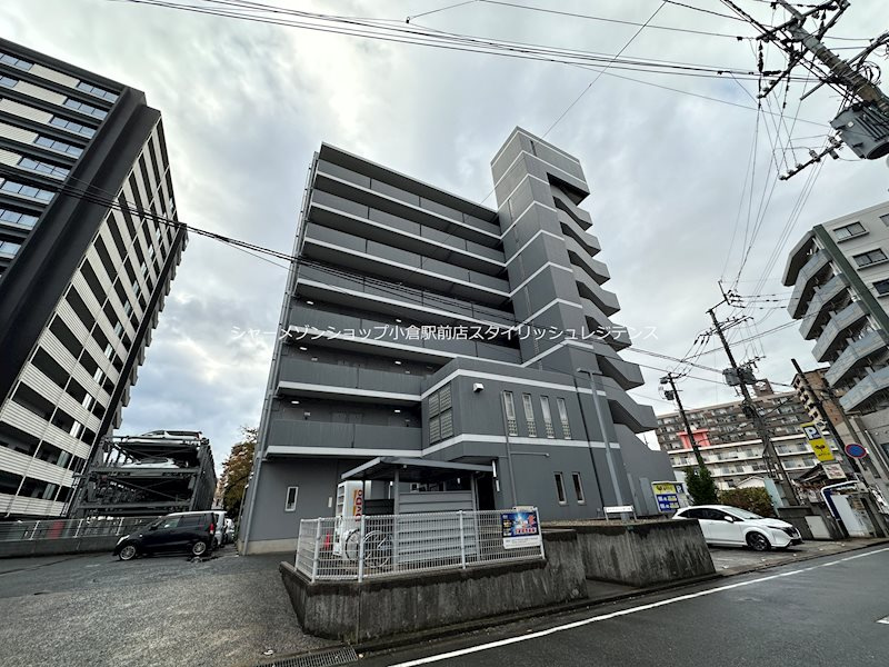 サルヴァトーレ西小倉の外観
