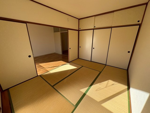 グリーンタウン本中山の和室