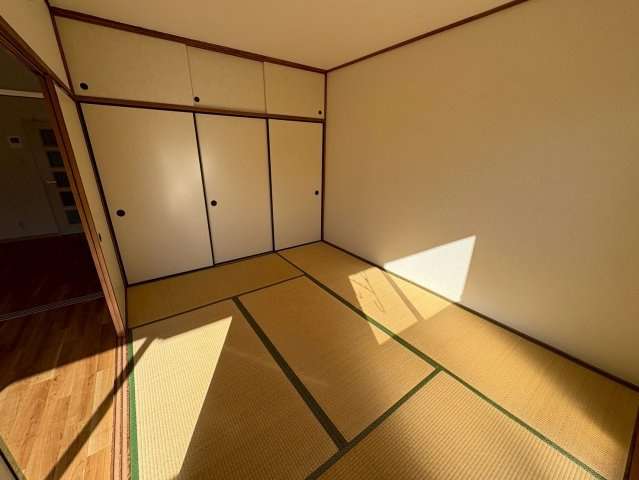 グリーンタウン本中山の和室