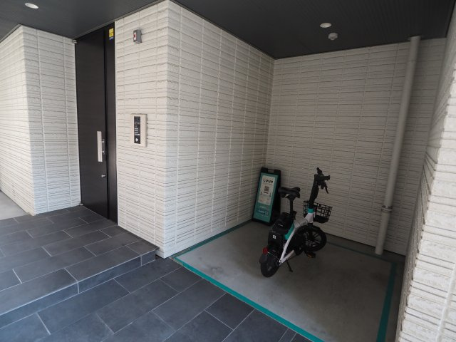 【その他共用部分】 | MKS Villa | 広々としたエントランス