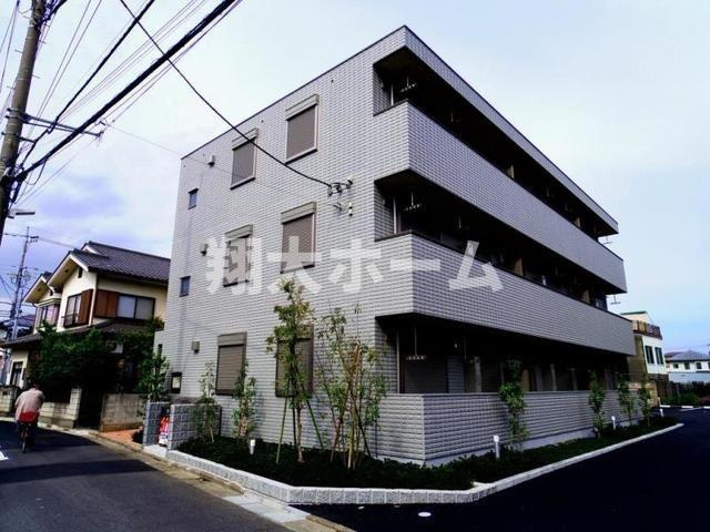 メゾンコート五反野の外観