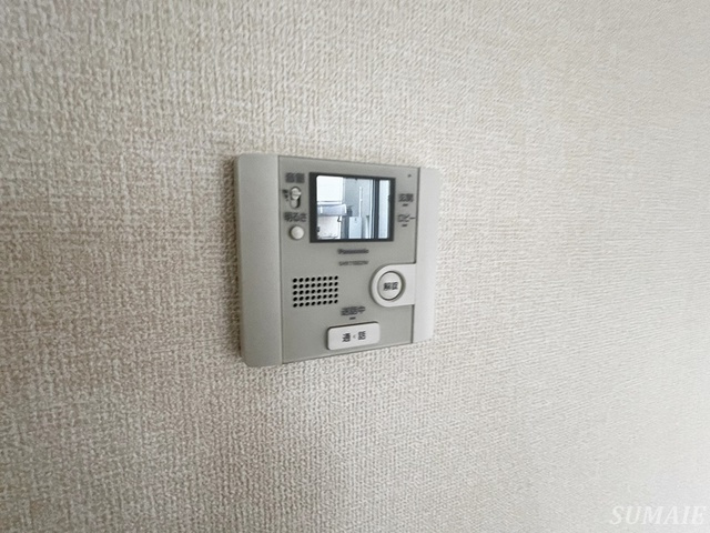 サンクレールのセキュリティ|モニタ付きインターホンです☆