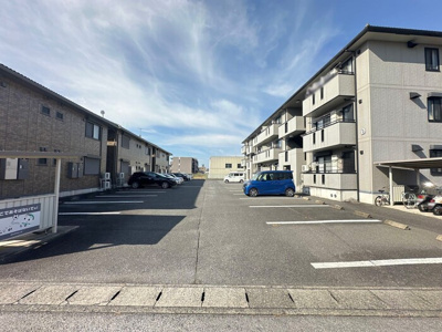 【駐車場】 | サニーウッド Ｂ | 駐車場