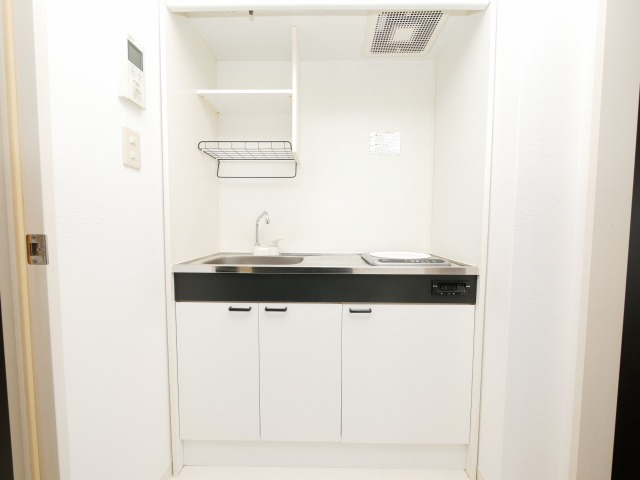 大阪市淀川区十三本町２丁目の賃貸マンションのキッチン