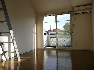 【居間・リビング】 | ノイ・ハウゼ