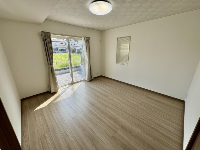 【Z空調】渋川市行幸田　限定1棟　新築建売の洋室