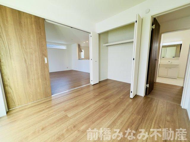 前橋市朝日町三丁目　限定1棟　ハートフルタウン　新築建売の洋室|ゆったりした洋室です