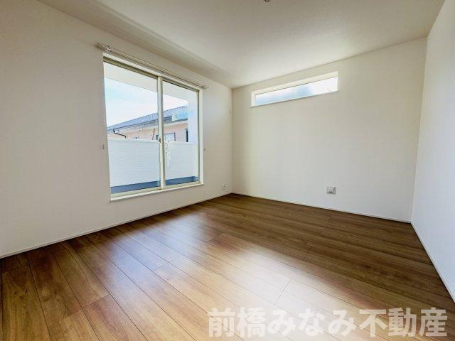 前橋市朝日町三丁目　限定1棟　ハートフルタウン　新築建売の洋室|落ち着いた色調の洋室です