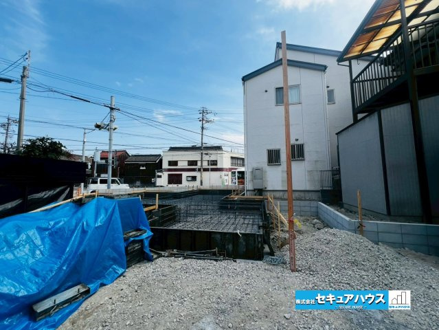 【同施工物件ご案内可能】東海市名和町一番畑　全3棟の前面道路含む現地写真|事前予約にて現地ご見学いただけます！お気軽にお問い合わせください♪
■株式会社　セキュアハウス■
住宅ローンに強く、知識、経験豊富なスタッフ在籍
お客様に寄り添い、ご成約後もサポート致します