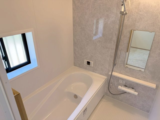 川口市上青木　新築一戸建て　１号棟の浴室|ゆったり過ごせるお風呂です