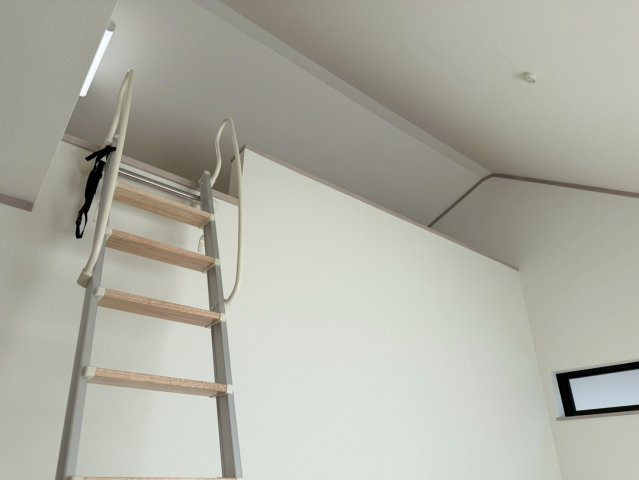 川口市上青木　新築一戸建て　１号棟の収納|ロフト付き