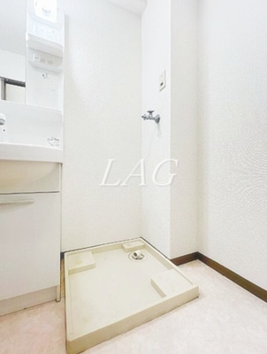 【設備】 | ブリヤン西川口 | 室内洗濯機置き場です。