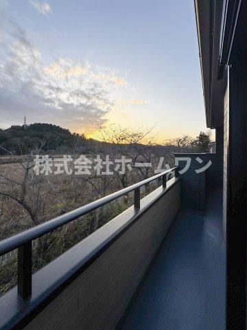 あきる野市野辺　新築戸建のバルコニー|お洗濯にも便利なバルコニー付き