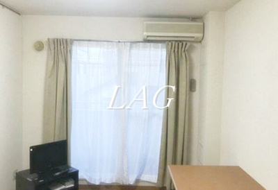 【居間・リビング】 | ザ・ハウス中野坂上 | 洋室のお部屋です。