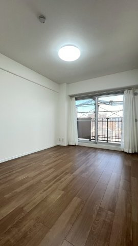 ネオコーポ桃谷の寝室|洋室