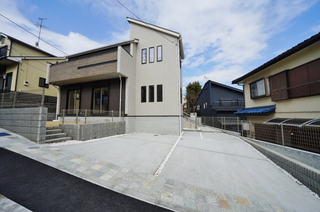 【横浜市瀬谷区相沢2丁目55-17新築戸建て】★仲介手数料無料★（相沢小学校・東野中学校）の外観