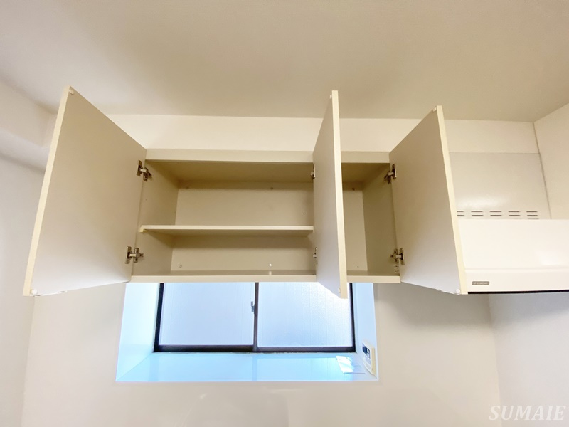 東京マンションの収納|キッチン上収納です☆