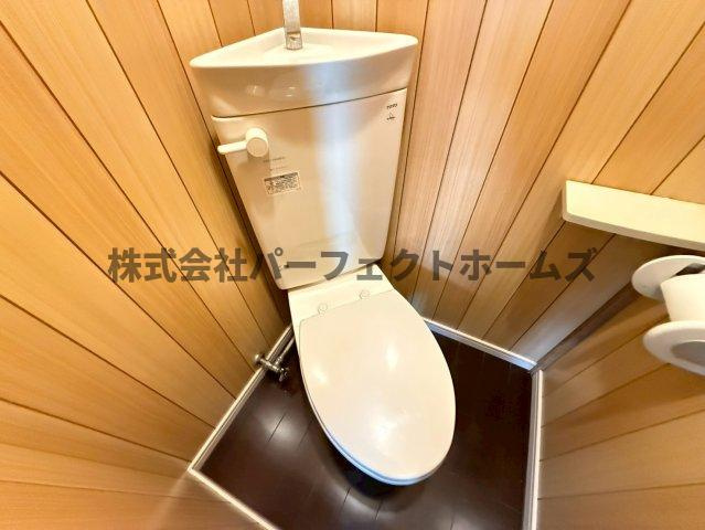 村野東町テラス　賃貸のトイレ|シンプルで使いやすいトイレです
