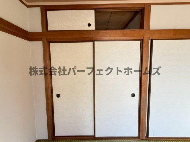 村野東町テラス　賃貸の収納|たっぷりとした収納スペースです