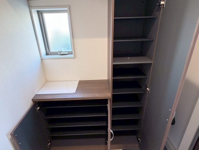 川口市上青木2丁目　新築一戸建て　1号棟の収納|たっぷりとした収納スペースです