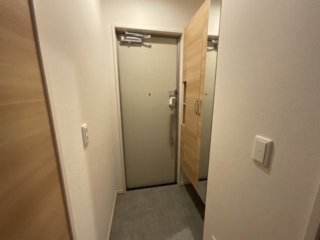 【玄関】 | （仮称）D-ROOM三田市南ヶ丘１丁目 | 同施工会社のイメージ写真です。