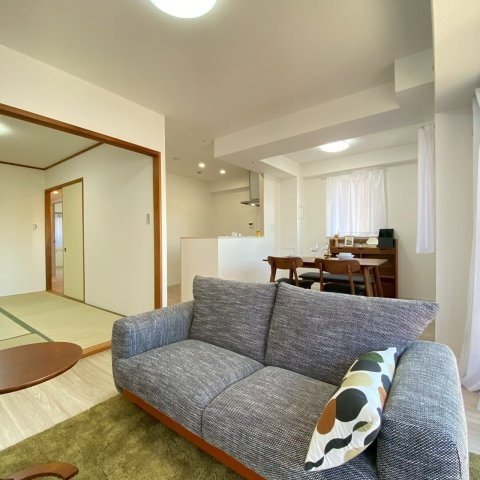 ダイアパレス宝塚クオリテージⅣの居間・リビング|LDK