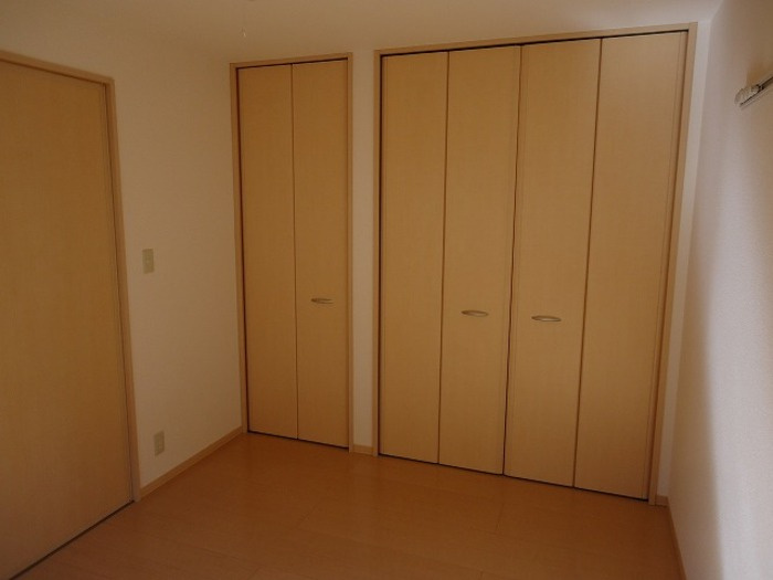 ウィルモア 土佐の洋室|南洋室6帖