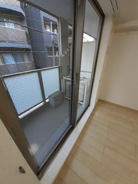 プルミエール秋葉原のバルコニー