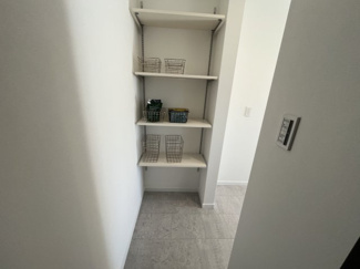 【キッチン】 | 大和高田市田井 全15区画 15号地 | パントリー
