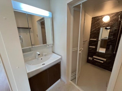 【洗面所】 | レスポワール | 洗面