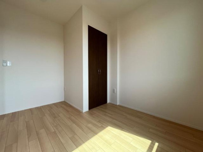 【内装】 | レスポワール | 洋室