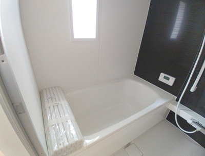 【浴室】 | クレイドルガーデン北九州市若松区二島 第4期 | 【頭金0円、フルローン可能です♪】お支払期間も50年までOK。ピッタリな資金計画をご提案しますので、一緒に計画を建てて行きましょう♪複数の銀行からピッタリなパートナーをお探しします。