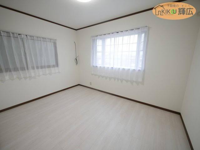 【洋室】 | 加古川市平岡町高畑　中古戸建