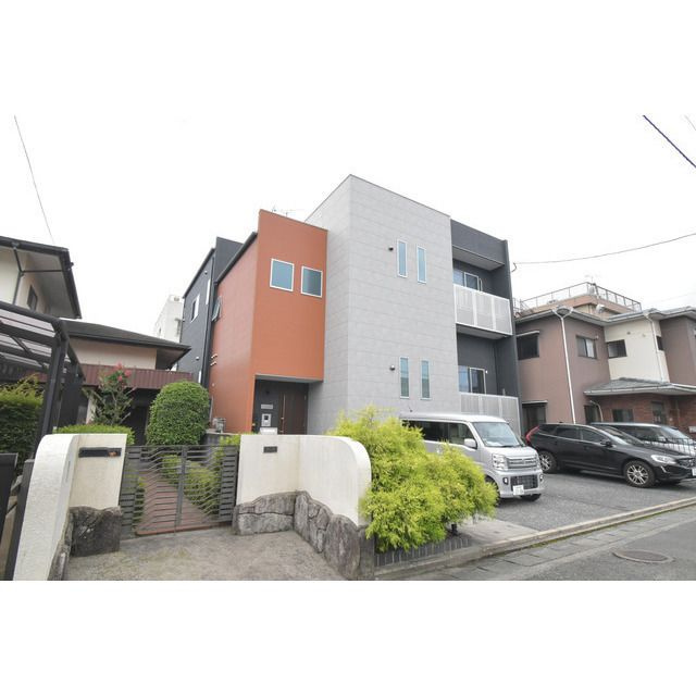 アルバーノ久留米の外観|お洒落な外観です★