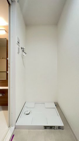 リバティパーク枚方F棟のランドリースペース