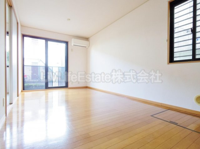 グリーンベル・ヒルズの居間・リビング